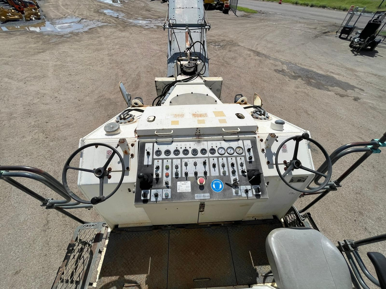 Wirtgen W 1900 - Дорожная фреза: фото 5 Wirtgen W 1900 - Дорожная фреза: фото 5