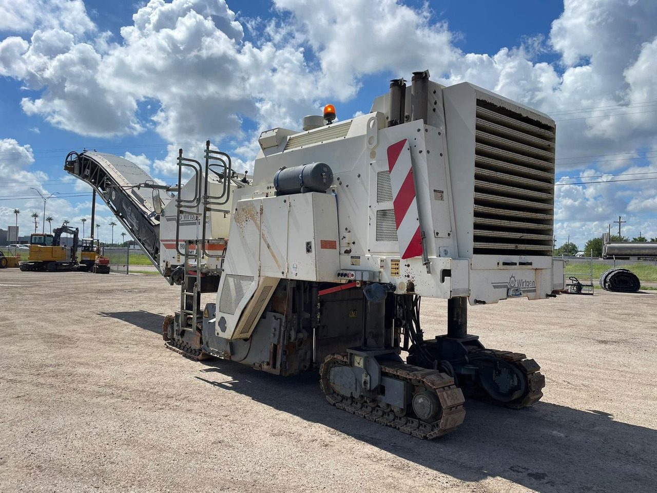 Wirtgen W 1900 - Дорожная фреза: фото 4 Wirtgen W 1900 - Дорожная фреза: фото 4