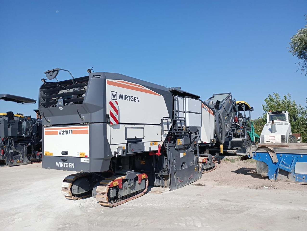 Wirtgen W 210 FI - Дорожная фреза: фото 2 Wirtgen W 210 FI - Дорожная фреза: фото 2