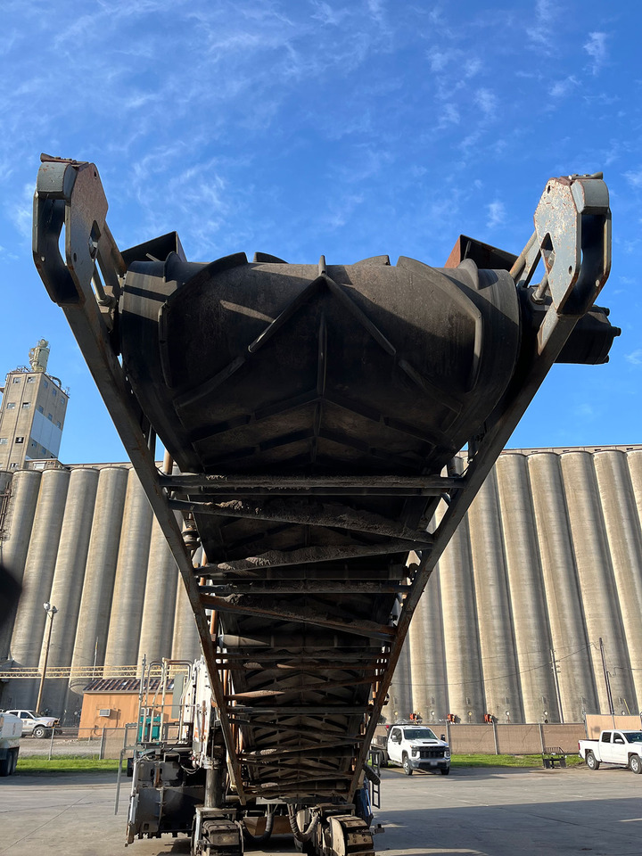 Wirtgen W 2200 - Дорожная фреза: фото 4 Wirtgen W 2200 - Дорожная фреза: фото 4