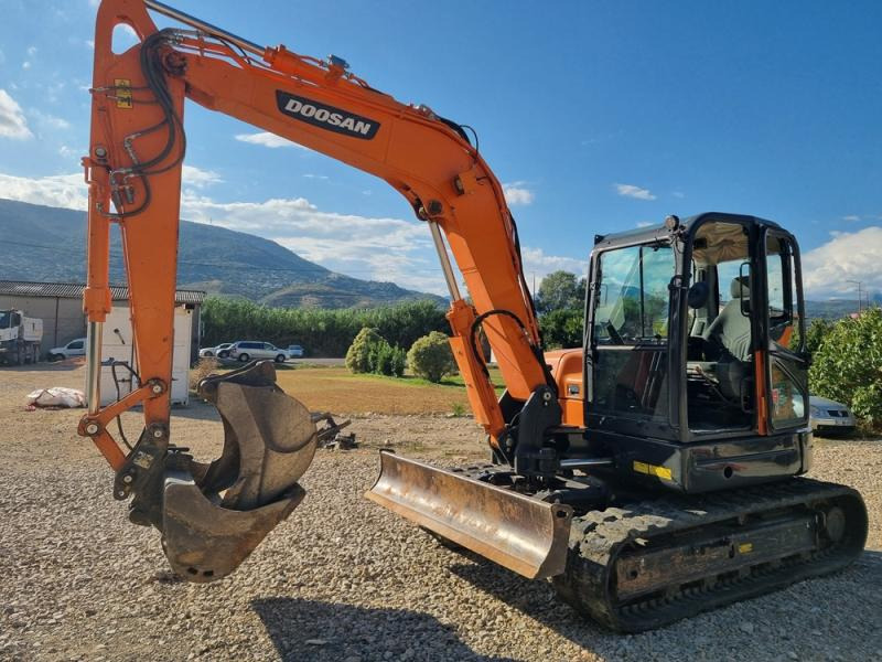 Doosan DX85 - Мини-экскаватор: фото 3 Doosan DX85 - Мини-экскаватор: фото 3