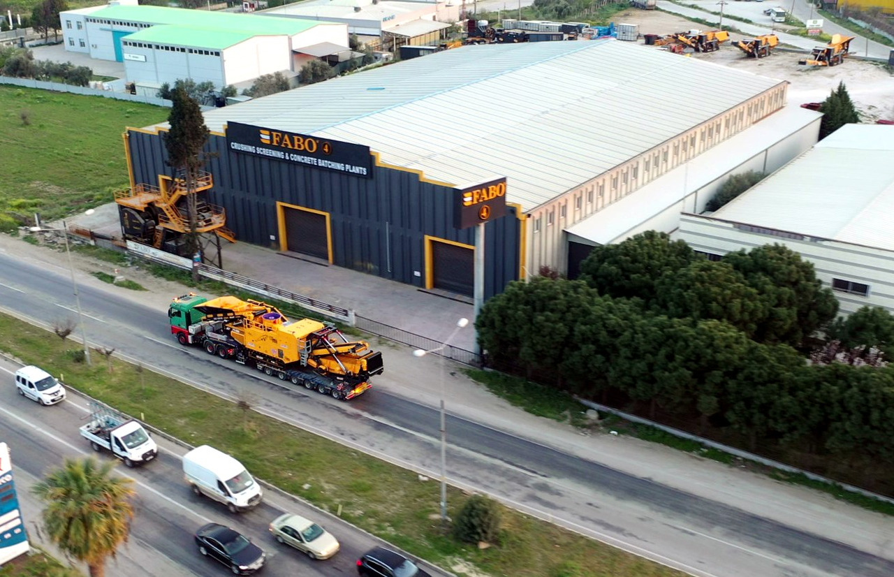 Новый Мобильная дробилка FABO Mobile crusher: фото 7