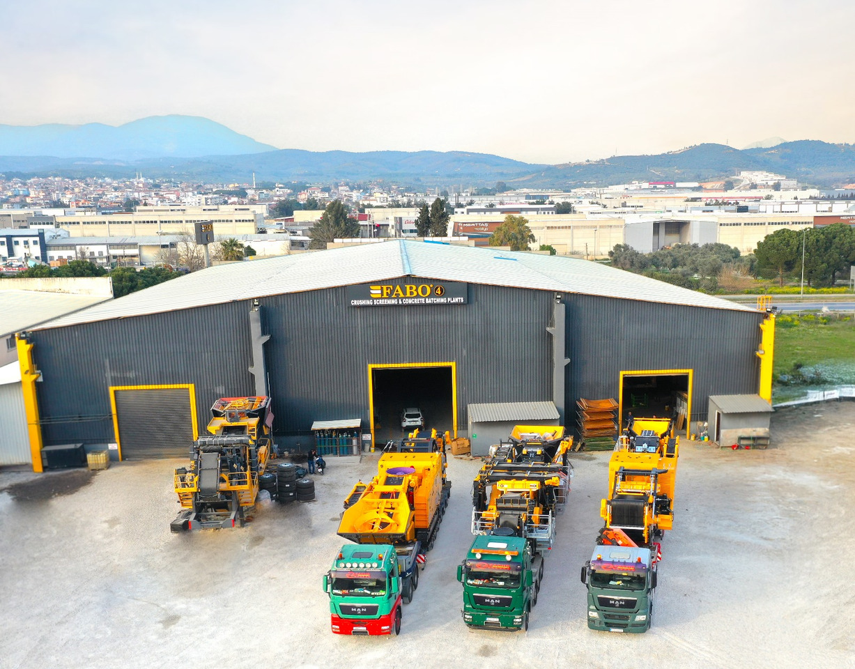 Новый Мобильная дробилка FABO Mobile crusher: фото 8