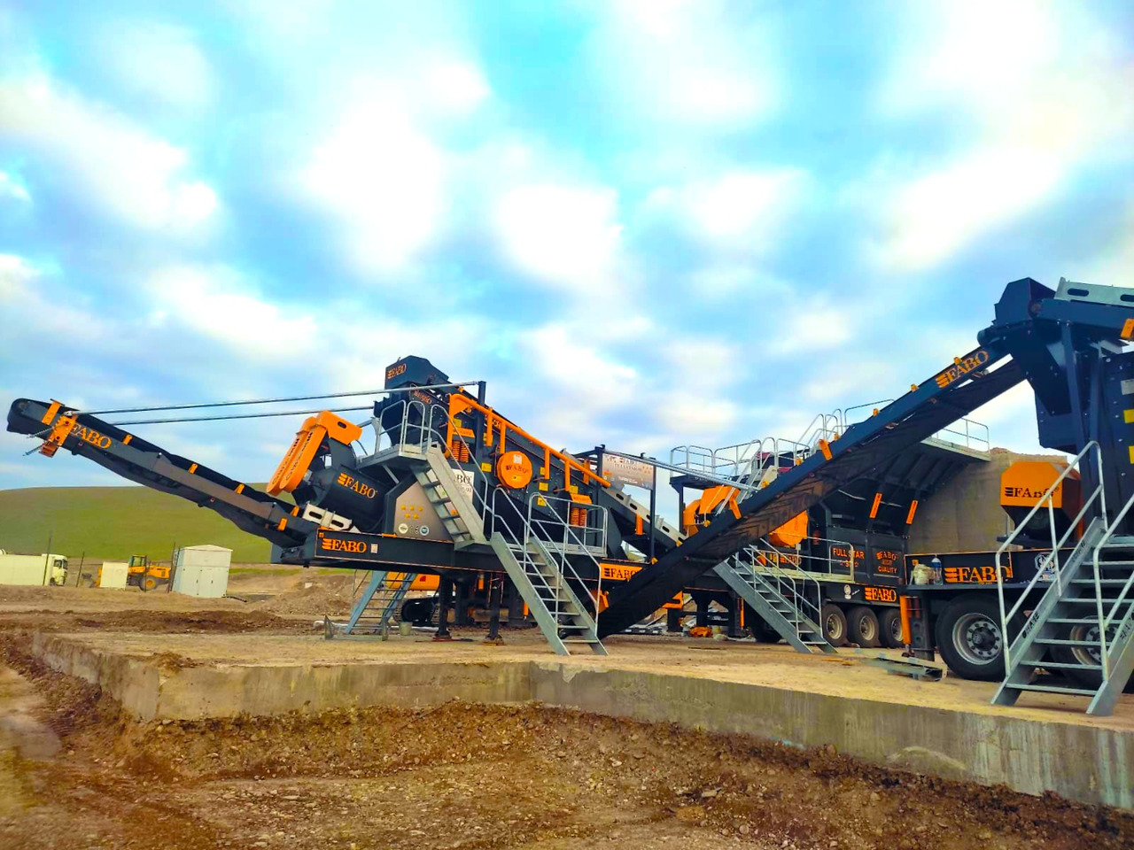 FABO mobile jaw crusher - Щековая дробилка: фото 3 FABO mobile jaw crusher - Щековая дробилка: фото 3