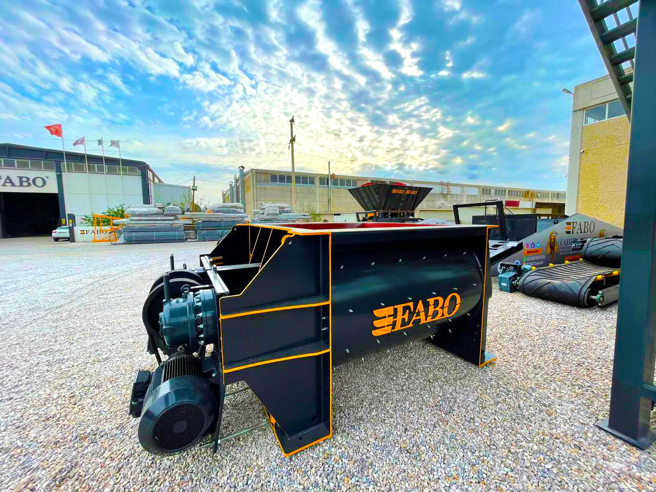 FABO twin shaft mixer - Бетономешалка: фото 1 FABO twin shaft mixer - Бетономешалка: фото 1