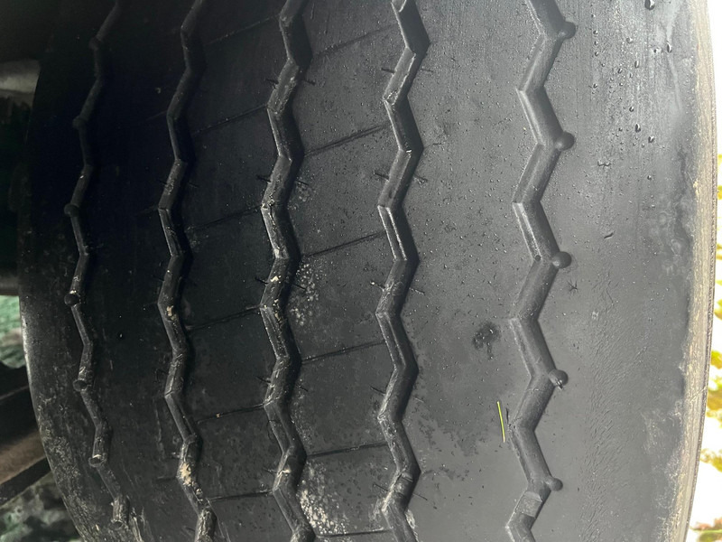 Полуприцеп бортовой/ Платформа Krone SDP 27 - MEGA: фото 12 Полуприцеп бортовой/ Платформа Krone SDP 27 - MEGA: фото 12