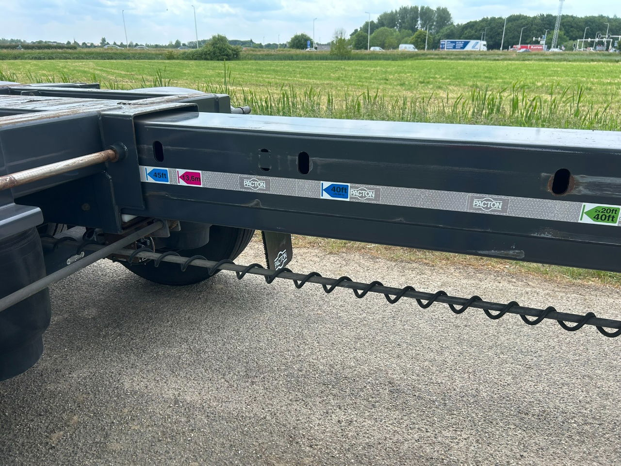 Полуприцеп-контейнеровоз/ Сменный кузов Pacton ET3 / Bpw Disc / Lifting axle / 2x20/30/40/45 ft hc / Tyres 80 / Tuf 3-20: фото 6