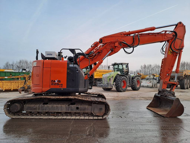 Гусеничный экскаватор Hitachi ZX 225 US LC-5 B (Trimble GPS Prepared): фото 5