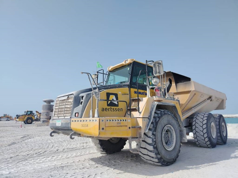 Komatsu HM400-3R (4 pieces available in Abu Dhabi) - Сочленённый самосвал: фото 3 Komatsu HM400-3R (4 pieces available in Abu Dhabi) - Сочленённый самосвал: фото 3