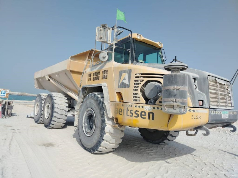 Komatsu HM400-3R (4 pieces available in Abu Dhabi) - Сочленённый самосвал: фото 4 Komatsu HM400-3R (4 pieces available in Abu Dhabi) - Сочленённый самосвал: фото 4