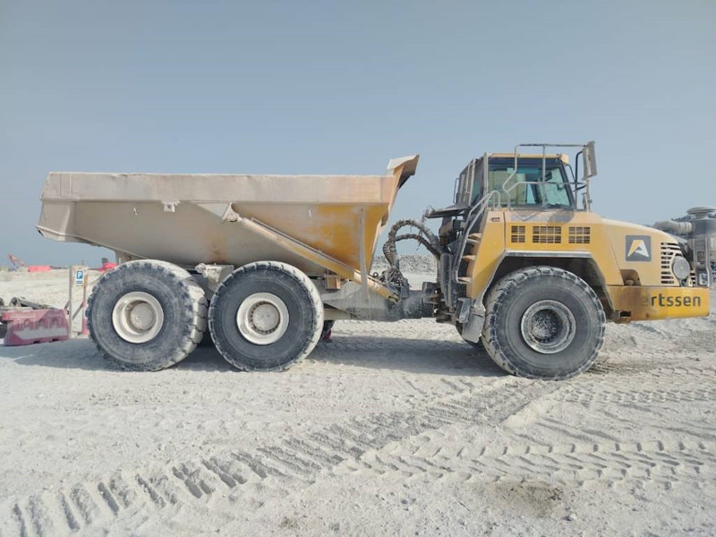 Komatsu HM400-3R (4 pieces available in Abu Dhabi) - Сочленённый самосвал: фото 2 Komatsu HM400-3R (4 pieces available in Abu Dhabi) - Сочленённый самосвал: фото 2