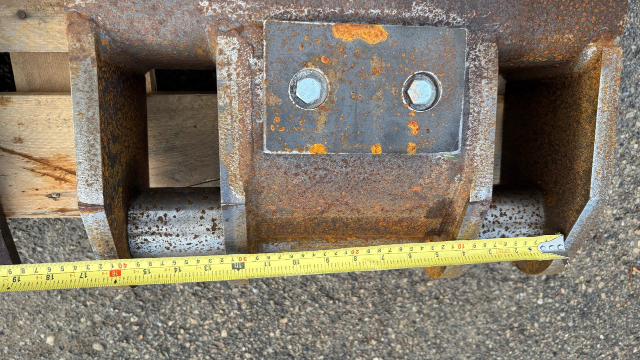 NTP10 B20 Top bracket plate - Сцепное устройство для Экскаваторов: фото 4 NTP10 B20 Top bracket plate - Сцепное устройство для Экскаваторов: фото 4