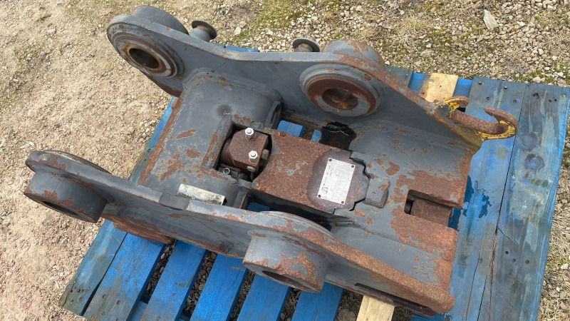 NTP20 B27 S2 - Сцепное устройство для Экскаваторов: фото 3 NTP20 B27 S2 - Сцепное устройство для Экскаваторов: фото 3