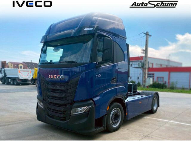 IVECO S-WAY-AS440S53T/FP LT Sattelzugmaschine+LIVING... - Тягач: фото 1 IVECO S-WAY-AS440S53T/FP LT Sattelzugmaschine+LIVING... - Тягач: фото 1