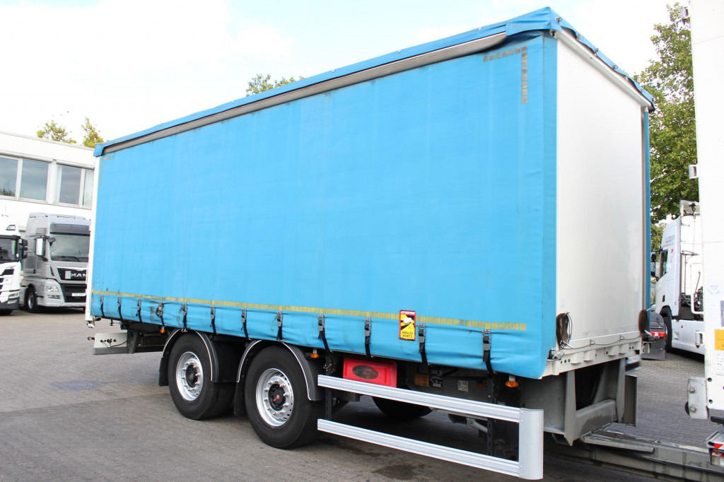Fruehauf Fruehauf 2-Achser SAF Edscha Alu Bordwände - Тентованный прицеп: фото 1 Fruehauf Fruehauf 2-Achser SAF Edscha Alu Bordwände - Тентованный прицеп: фото 1