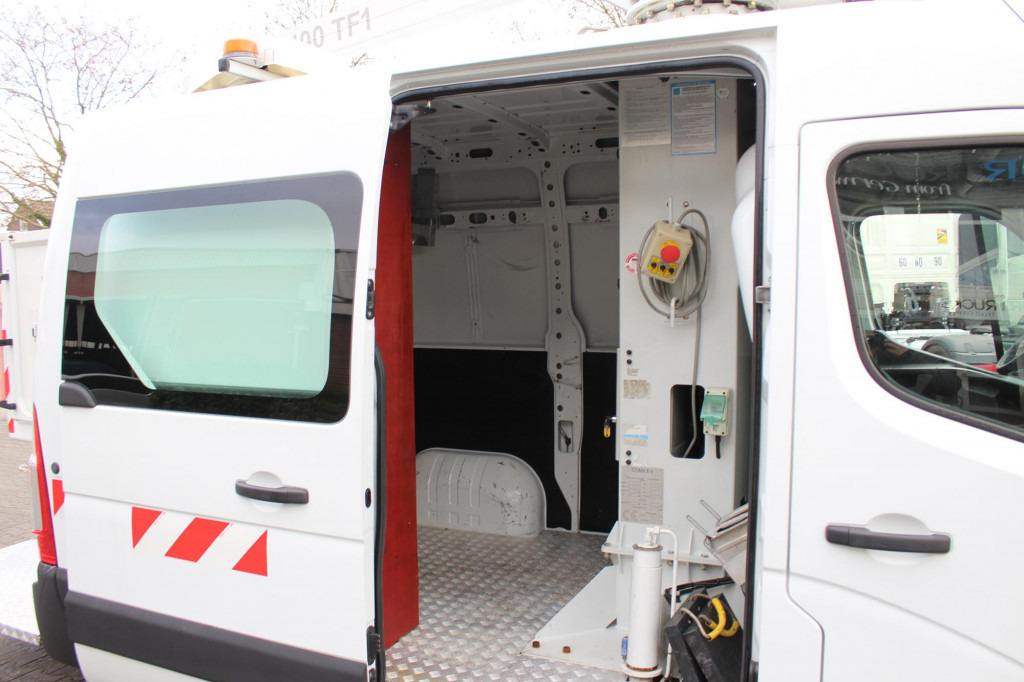 Грузовик с подъемником Renault Master  Bühne EN100TF1 10m   Klima   561h   AHK: фото 14