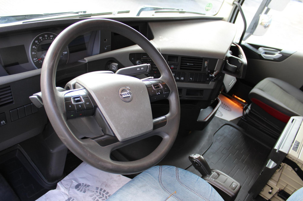 Volvo FH 500 E6 Globe   I-Shift  I-Park Cool  Kühlbox - Тягач: фото 4 Volvo FH 500 E6 Globe   I-Shift  I-Park Cool  Kühlbox - Тягач: фото 4