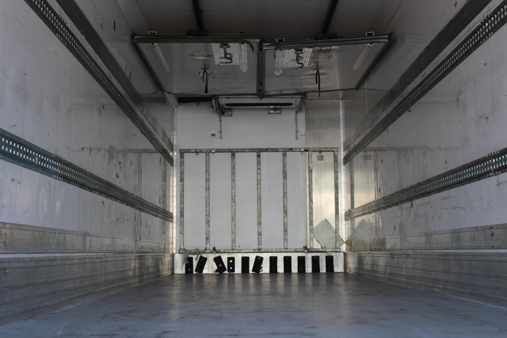 Volvo FM 420 E6 TK T-1200 Spect. Bi-Temp. Strom LBW TW - Рефрижератор: фото 4 Volvo FM 420 E6 TK T-1200 Spect. Bi-Temp. Strom LBW TW - Рефрижератор: фото 4