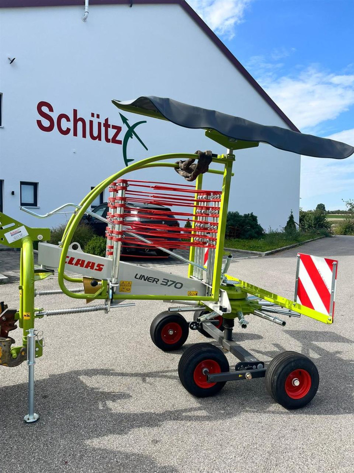 CLAAS Liner 370 Tandem / NEU und UNBENUTZT / Baujahr 202 - Сеноворошилка: фото 1 CLAAS Liner 370 Tandem / NEU und UNBENUTZT / Baujahr 202 - Сеноворошилка: фото 1
