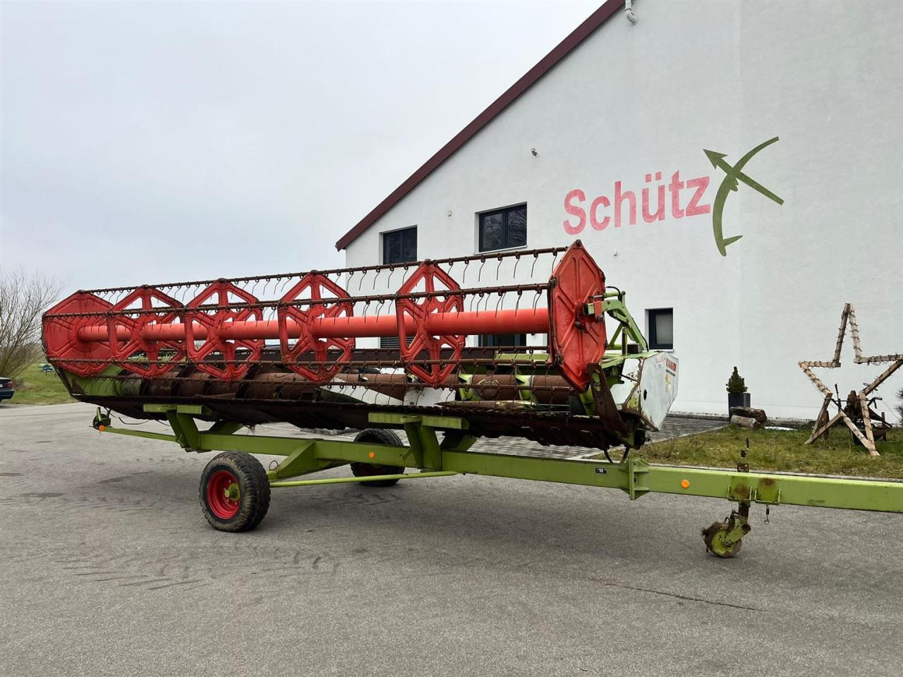 CLAAS Schneidwerk Claas C660 mit Autocontour, Transportwagen - Оборудование для кормоуборочного комбайна: фото 2 CLAAS Schneidwerk Claas C660 mit Autocontour, Transportwagen - Оборудование для кормоуборочного комбайна: фото 2