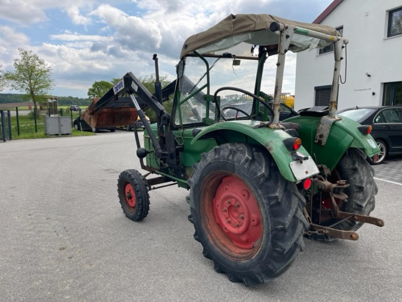 Deutz-Fahr D 4005 mit Frontlader / Oldtimer - Трактор: фото 3 Deutz-Fahr D 4005 mit Frontlader / Oldtimer - Трактор: фото 3