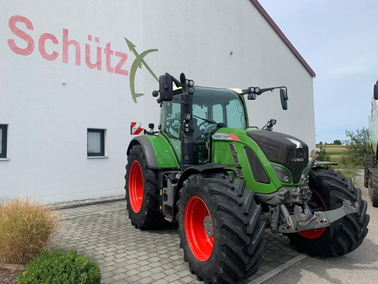 Fendt 724 Vario, Baujahr 2019 - Трактор: фото 2 Fendt 724 Vario, Baujahr 2019 - Трактор: фото 2