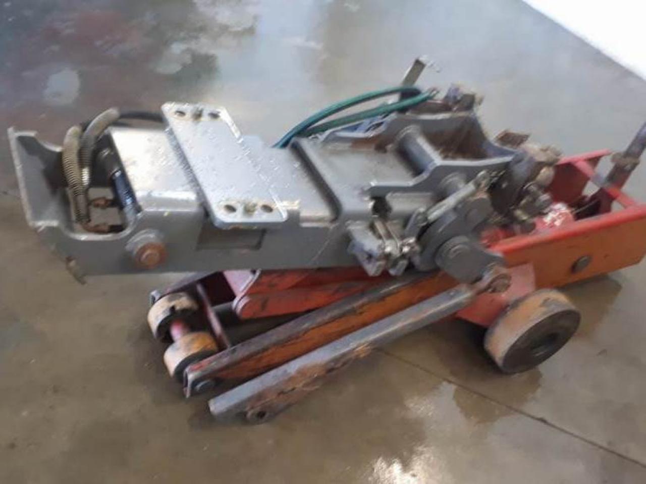 Fendt Hitch K80 ,Vario 718 - Сцепное устройство для Тракторов: фото 1 Fendt Hitch K80 ,Vario 718 - Сцепное устройство для Тракторов: фото 1