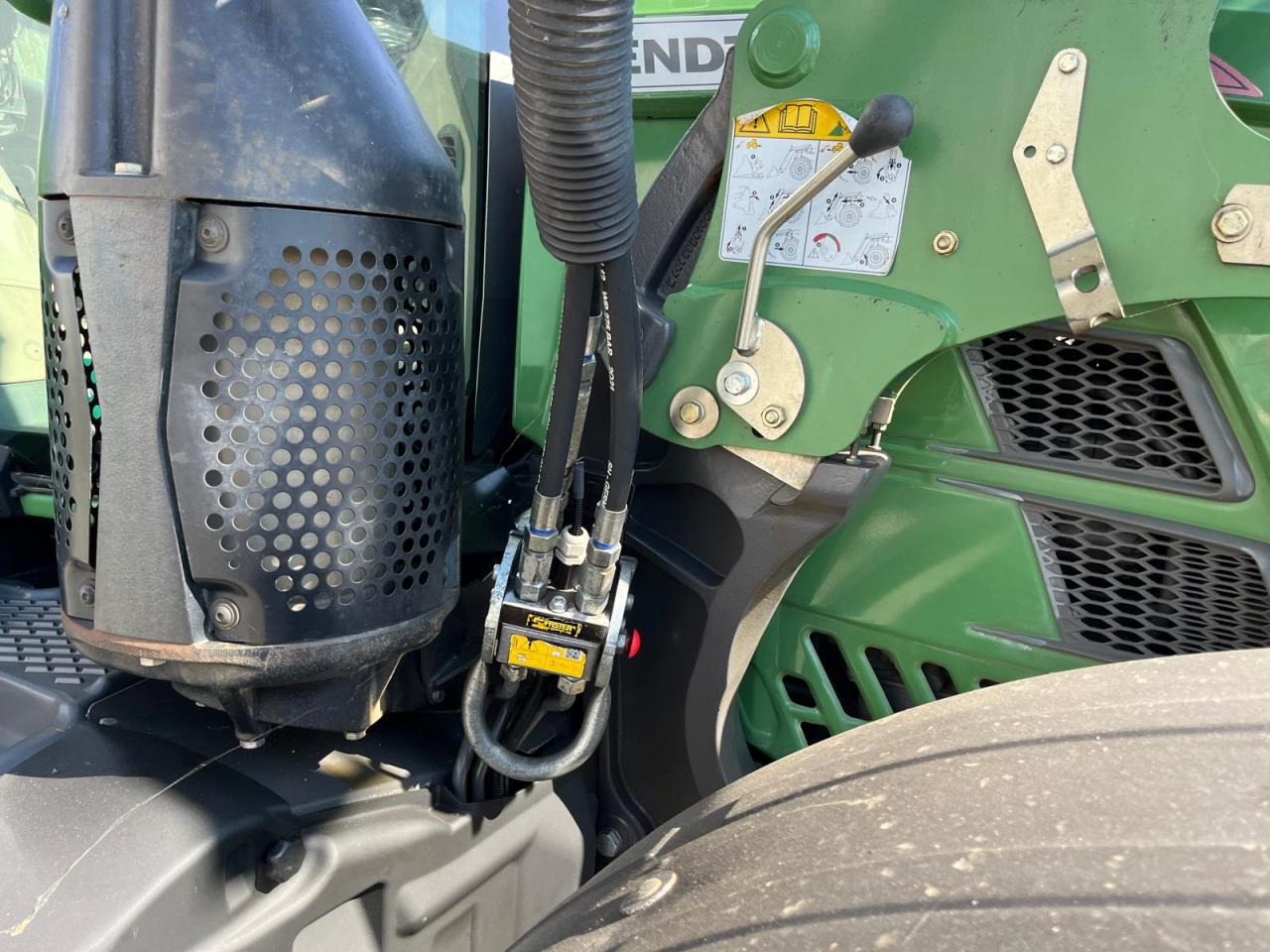 Fendt Frontlader Cargo 4X80 mit Konsole Vario 500 700 - Навесное оборудование: фото 5 Fendt Frontlader Cargo 4X80 mit Konsole Vario 500 700 - Навесное оборудование: фото 5