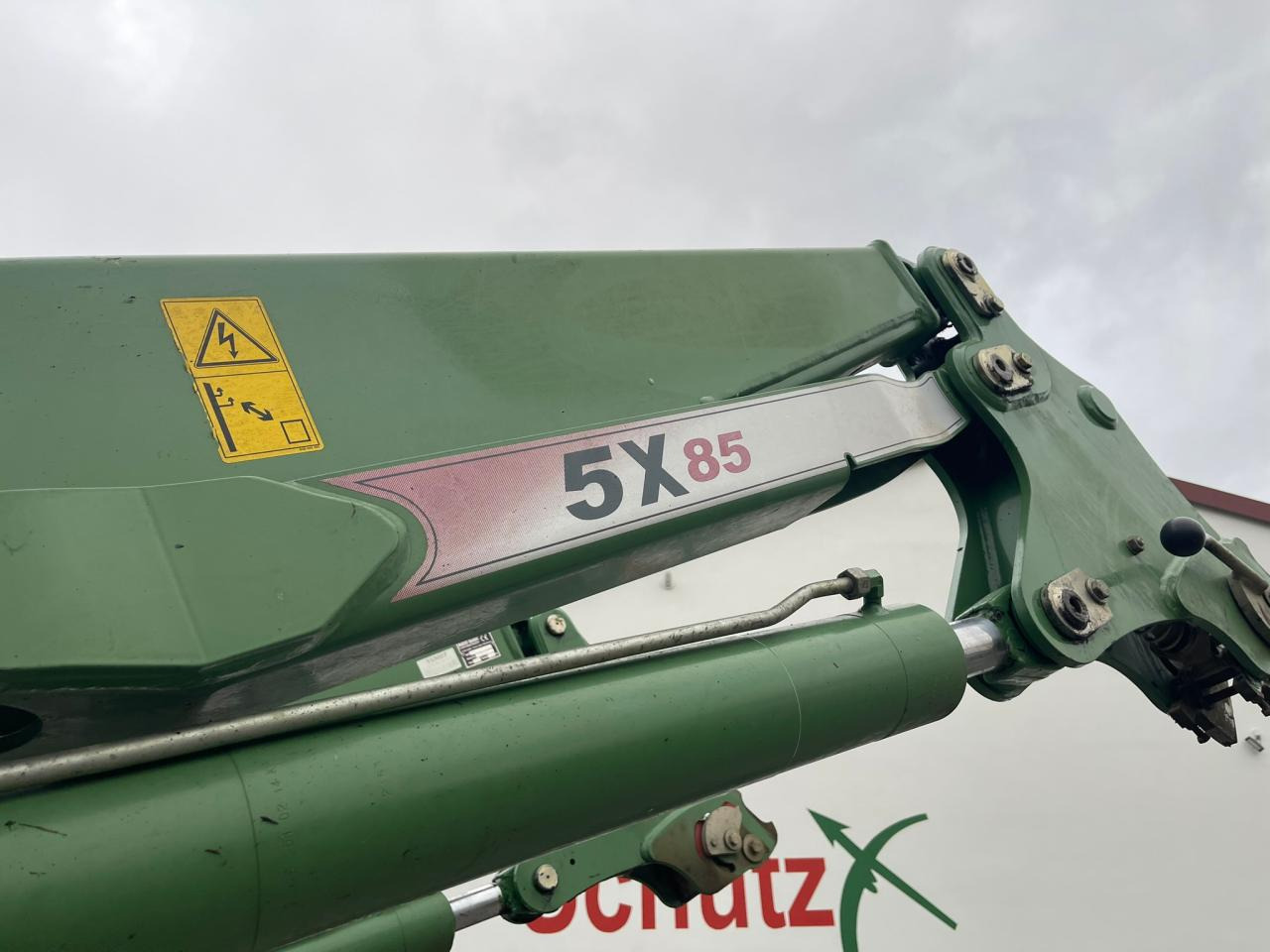 Fendt Frontlader Cargo 5X85 Konsole Multikuppler - Навесное оборудование: фото 4 Fendt Frontlader Cargo 5X85 Konsole Multikuppler - Навесное оборудование: фото 4