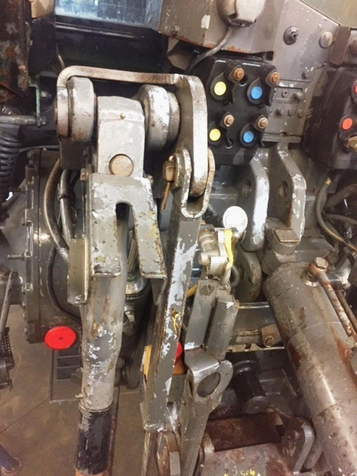 Fendt gebrauchter Hitch für Fendt 930, 926, 924 - Навесное оборудование: фото 2 Fendt gebrauchter Hitch für Fendt 930, 926, 924 - Навесное оборудование: фото 2