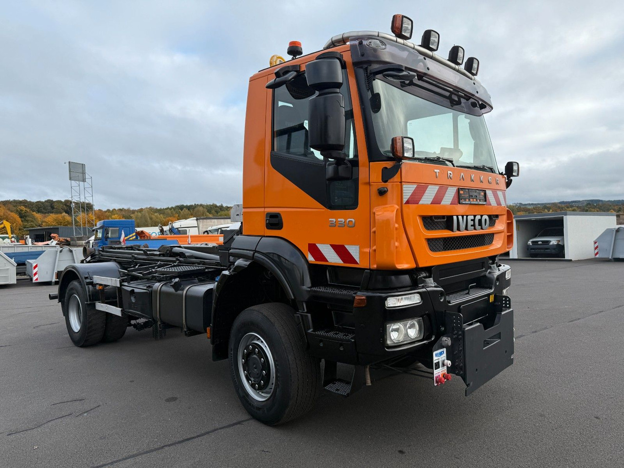 Iveco Trakker 330 EEV Winterdienst Abroll - Крюковой мультилифт: фото 5 Iveco Trakker 330 EEV Winterdienst Abroll - Крюковой мультилифт: фото 5