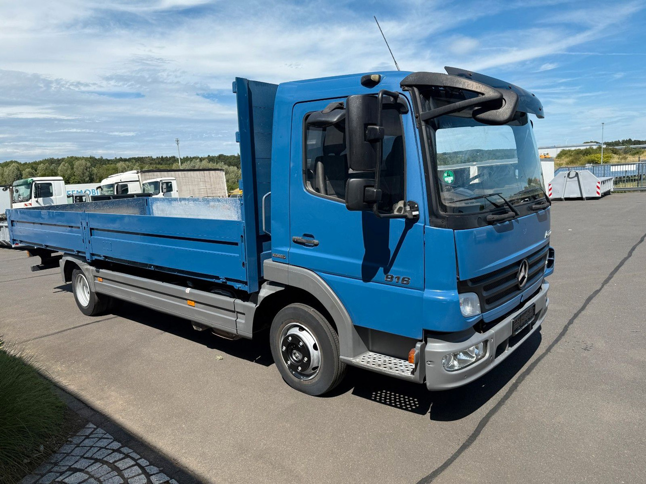 Mercedes-Benz Atego 816 Euro 5 AHK + Druckluftanschlüssen - Грузовик бортовой/ Платформа: фото 1 Mercedes-Benz Atego 816 Euro 5 AHK + Druckluftanschlüssen - Грузовик бортовой/ Платформа: фото 1