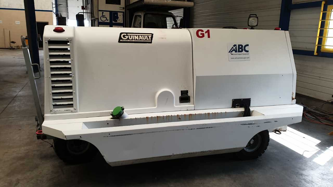 GUINAULT GPU GA120KvA+28DV - Аэродромный источник питания: фото 1 GUINAULT GPU GA120KvA+28DV - Аэродромный источник питания: фото 1