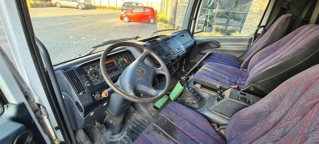 Mercedes-Benz Atego 818 Atego 818 - Грузовик бортовой/ Платформа: фото 3 Mercedes-Benz Atego 818 Atego 818 - Грузовик бортовой/ Платформа: фото 3