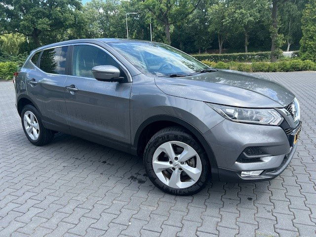 Nissan Qashqai 1.2 - Внедорожник: фото 2 Nissan Qashqai 1.2 - Внедорожник: фото 2