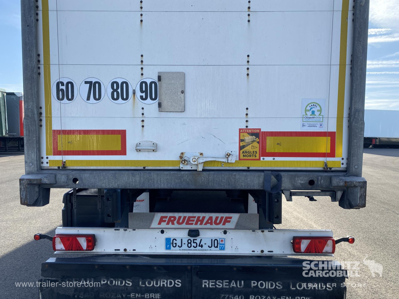 FRUEHAUF Dryfreight Standard Roller shutter door - Полуприцеп-фургон: фото 3 FRUEHAUF Dryfreight Standard Roller shutter door - Полуприцеп-фургон: фото 3