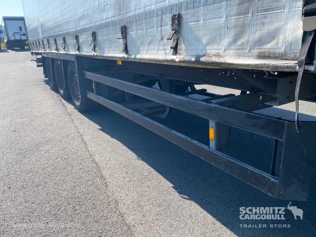 SCHMITZ Curtainsider Mega - Тентованный полуприцеп: фото 3 SCHMITZ Curtainsider Mega - Тентованный полуприцеп: фото 3
