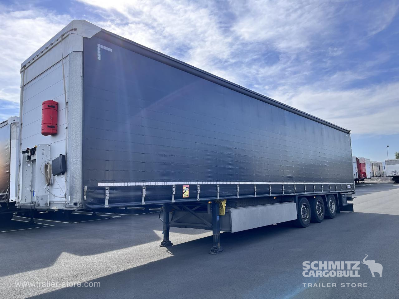 SCHMITZ Curtainsider Standard - Тентованный полуприцеп: фото 4 SCHMITZ Curtainsider Standard - Тентованный полуприцеп: фото 4