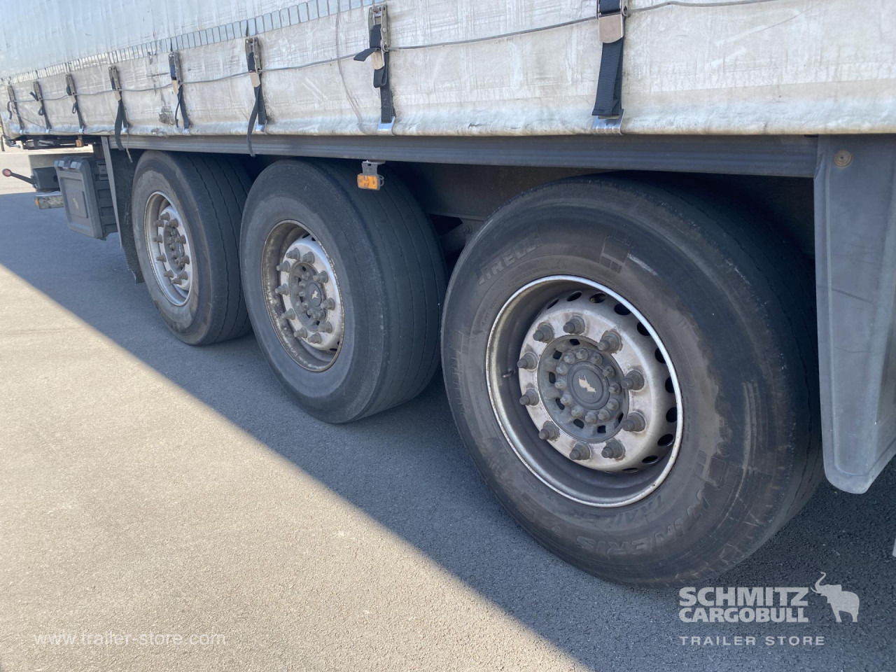 SCHMITZ Curtainsider Standard - Тентованный полуприцеп: фото 3 SCHMITZ Curtainsider Standard - Тентованный полуприцеп: фото 3