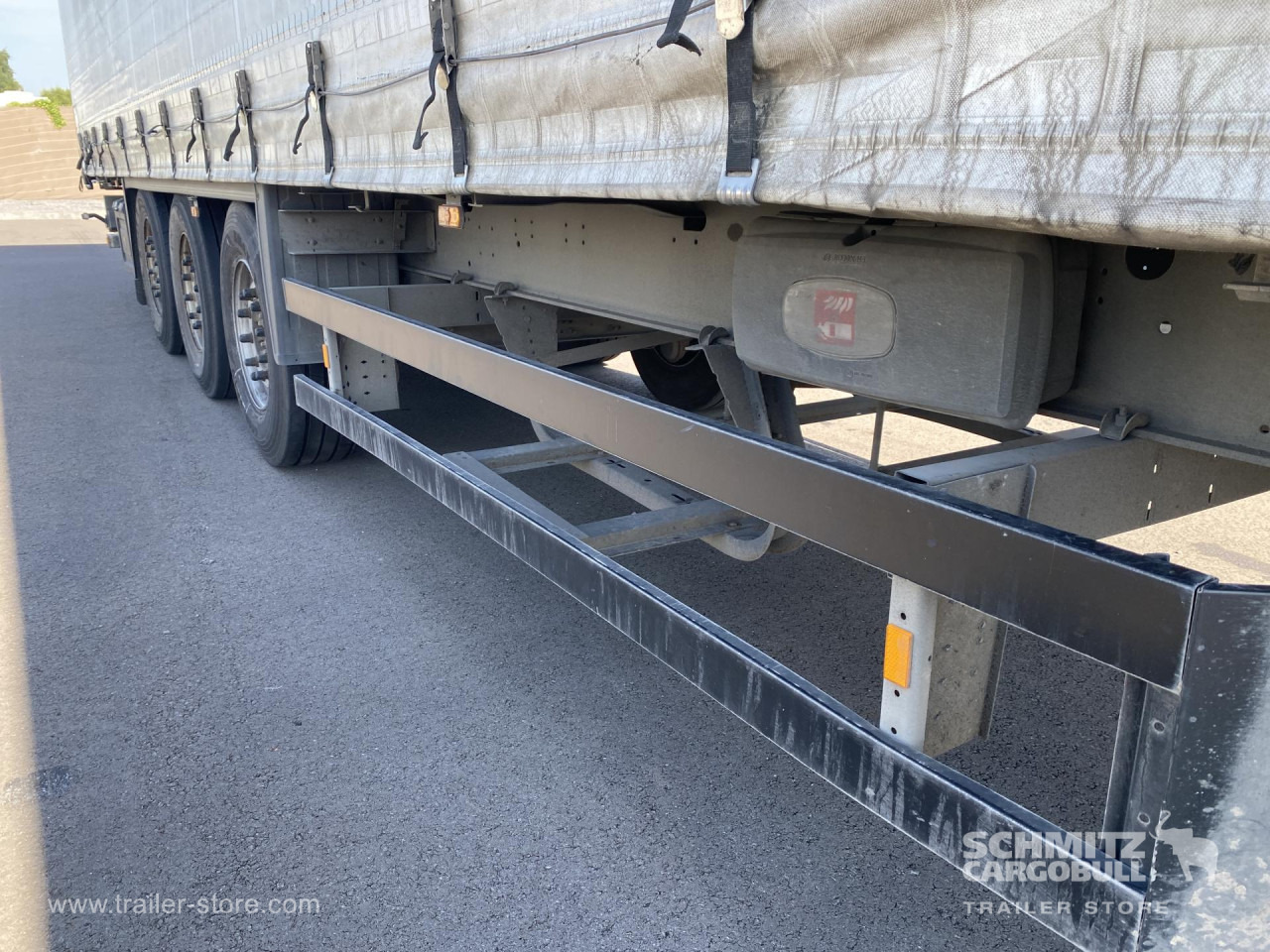 SCHMITZ Curtainsider Standard - Тентованный полуприцеп: фото 4 SCHMITZ Curtainsider Standard - Тентованный полуприцеп: фото 4