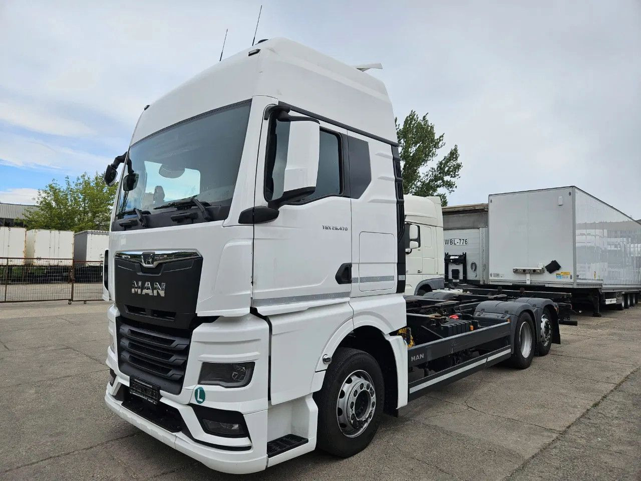 MAN TGX 26.470 XXL BDF 6x2 2 units, NAVI, Lift Axle - Грузовик-контейнеровоз/ Сменный кузов: фото 1 MAN TGX 26.470 XXL BDF 6x2 2 units, NAVI, Lift Axle - Грузовик-контейнеровоз/ Сменный кузов: фото 1