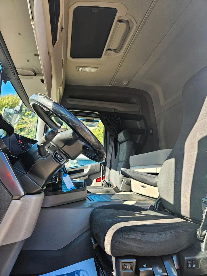 Scania G450 Standard-PTO-Retarder-Frigo - Тягач: фото 5 Scania G450 Standard-PTO-Retarder-Frigo - Тягач: фото 5