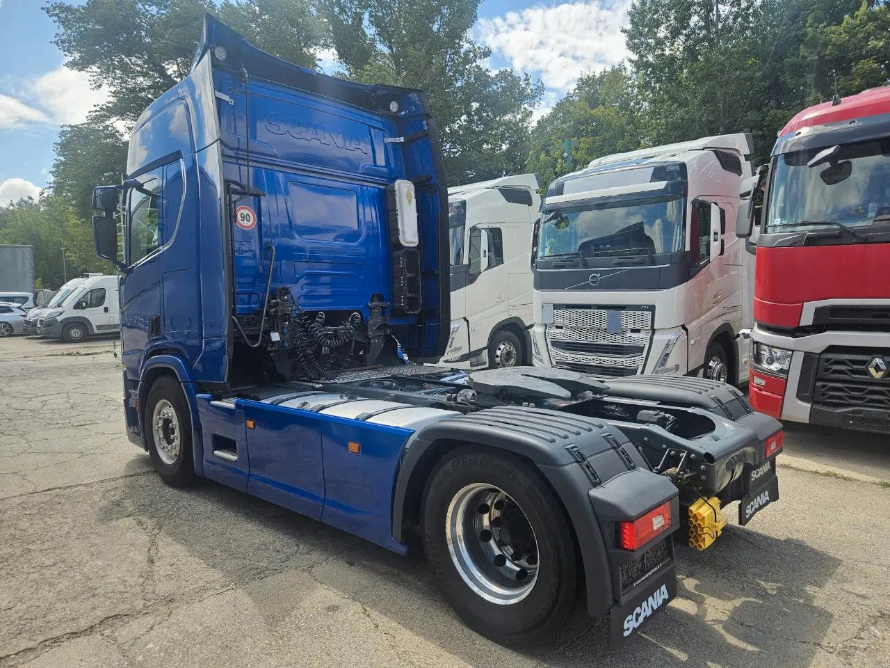 Scania R410 Standard - Full Spoiler - Retarder - Alloy - Тягач: фото 4 Scania R410 Standard - Full Spoiler - Retarder - Alloy - Тягач: фото 4