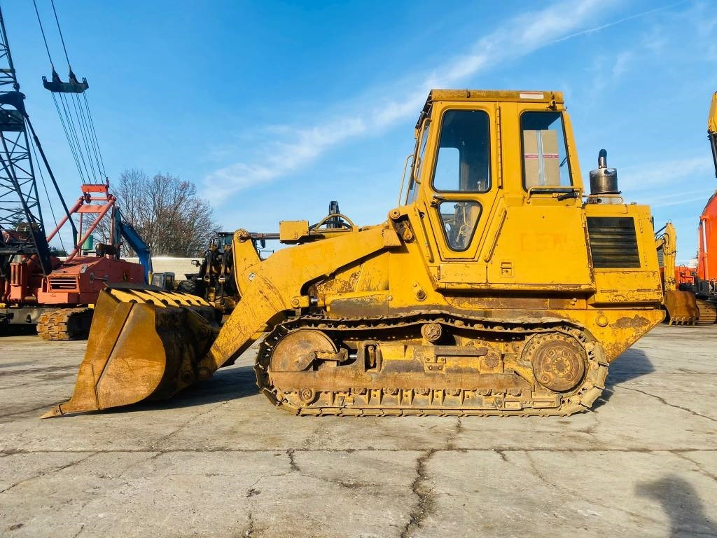 CAT 943 LGP - Гусеничный погрузчик: фото 1 CAT 943 LGP - Гусеничный погрузчик: фото 1