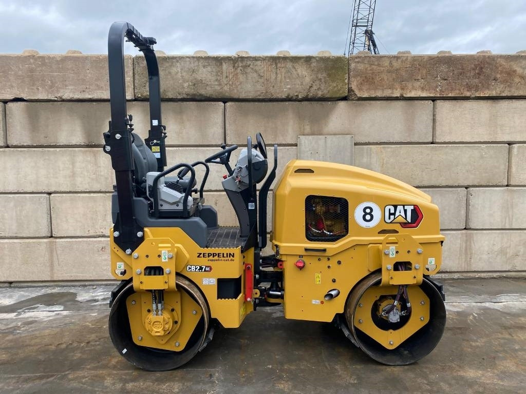 CAT CB 2.7 - Дорожный каток: фото 2 CAT CB 2.7 - Дорожный каток: фото 2