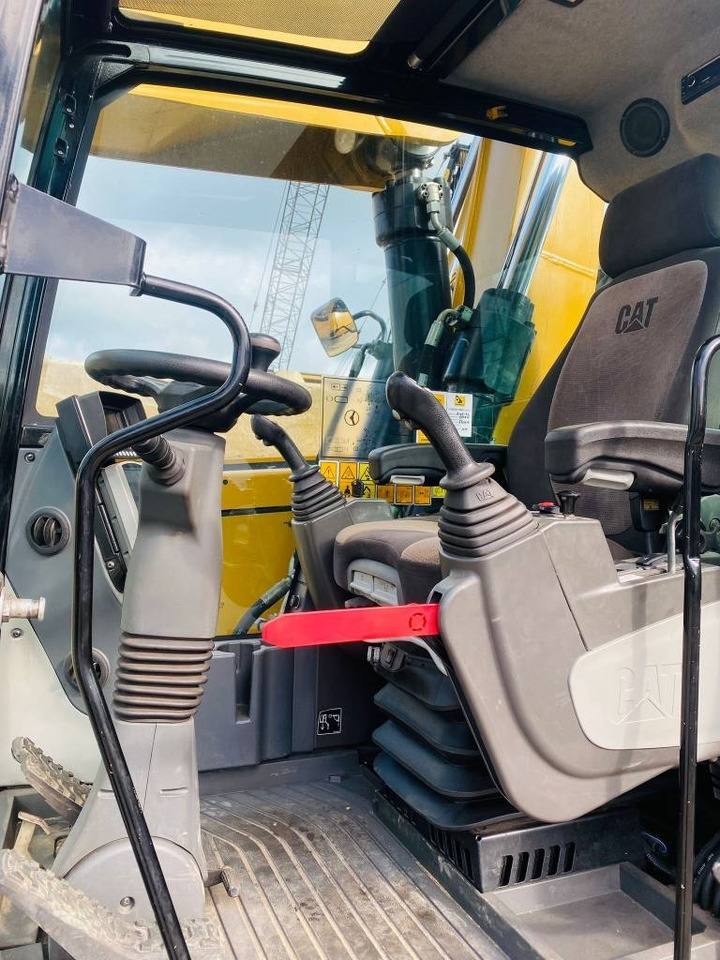 Перегружатель CAT mh3024: фото 7 Перегружатель CAT mh3024: фото 7