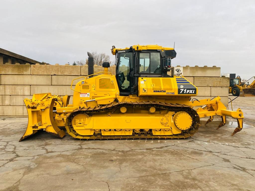 Komatsu D 71 PXi-24eo - Бульдозер: фото 1 Komatsu D 71 PXi-24eo - Бульдозер: фото 1