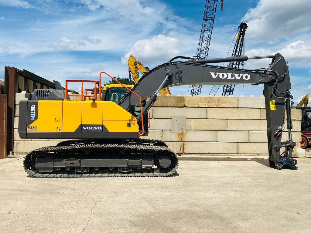 Volvo ec220el - Гусеничный экскаватор: фото 2 Volvo ec220el - Гусеничный экскаватор: фото 2