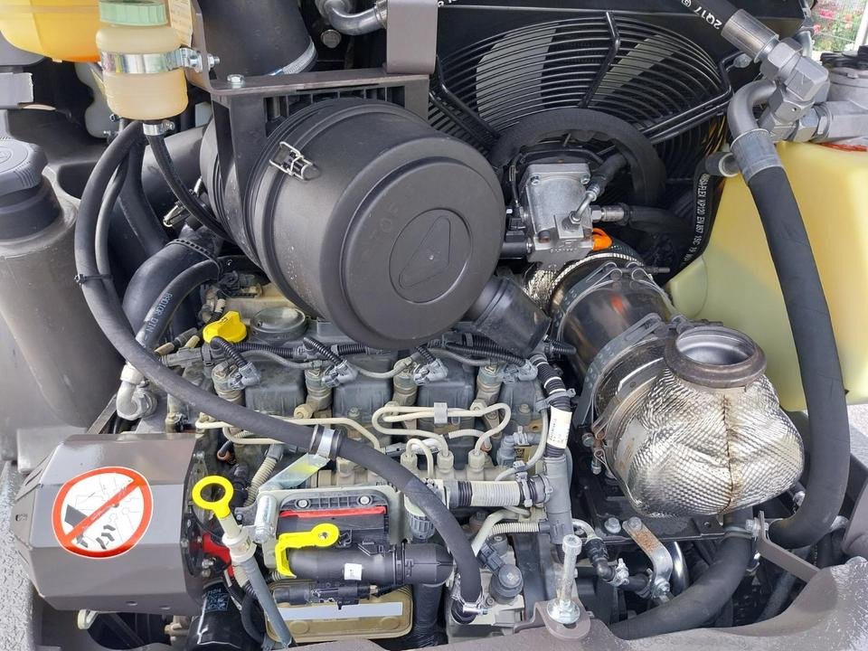 Hitachi ZW 75 Ahlmann Radlader Lader Hoflader Cat Schaufellader - Компактный фронтальный погрузчик: фото 5 Hitachi ZW 75 Ahlmann Radlader Lader Hoflader Cat Schaufellader - Компактный фронтальный погрузчик: фото 5