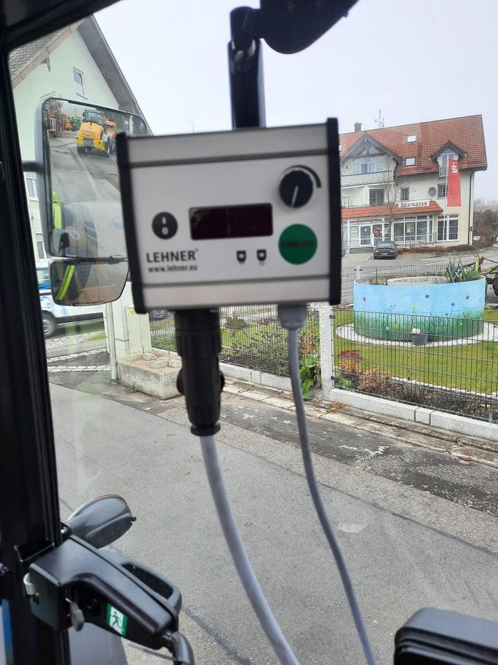 Lehner Polaro 250 Streuer Salzstreuer Radlader Schlepper - Разбрасыватель песка/ Соли: фото 5 Lehner Polaro 250 Streuer Salzstreuer Radlader Schlepper - Разбрасыватель песка/ Соли: фото 5